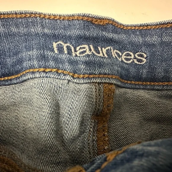 Distressed Denim Women's Shorts - Picture 3 of 8